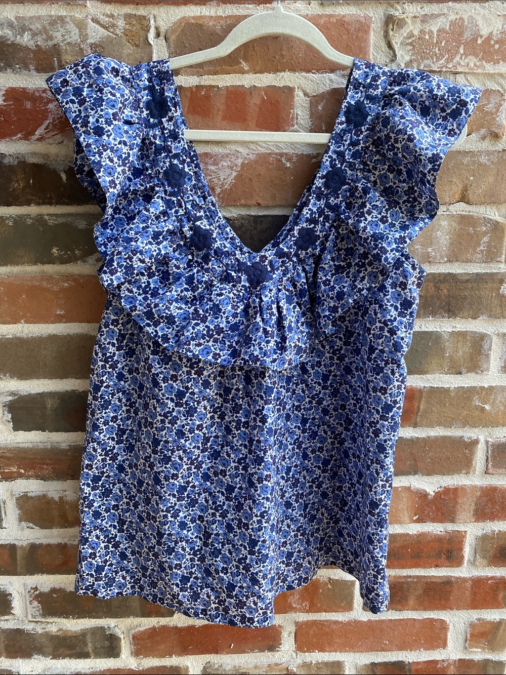 Mi Golondrina Blue Floral Ruffle Top wi/Navy Embroidered Flowers at V-Neck